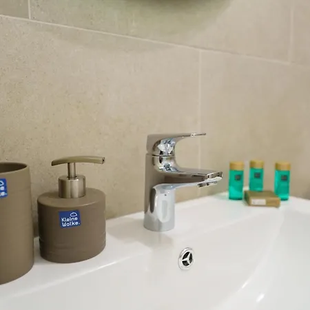 Castelana Infinity Pool&spa Mamaia Nord