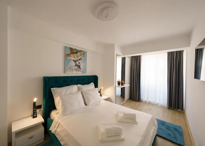 Castelana Infinity Pool&spa Mamaia Nord Διαμέρισμα *