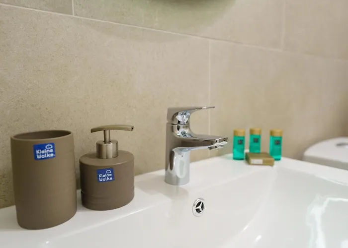 Castelana Infinity Pool&spa Mamaia Nord