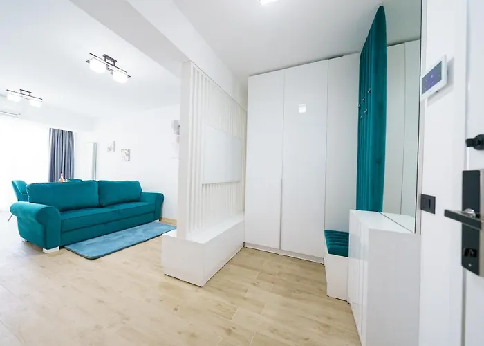 Castelana Infinity Pool&spa Mamaia Nord Năvodari