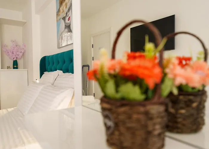 Castelana Infinity Pool&spa Mamaia Nord Διαμέρισμα Năvodari