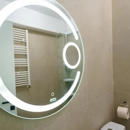 Castelana Infinity Pool&spa Mamaia Nord Нэводари