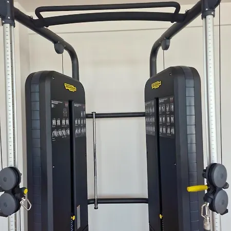 Castelana Infinity Pool&spa Mamaia Nord